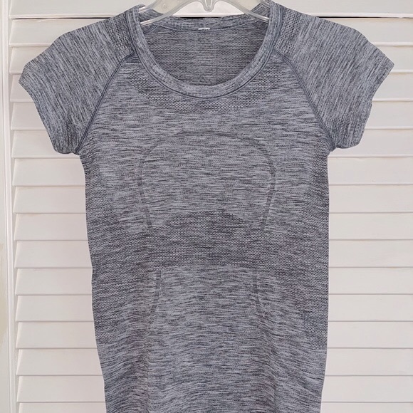 lululemon athletica Tops - Lululemon Run Swiftly Tech SS Crew, Gray, Size 4